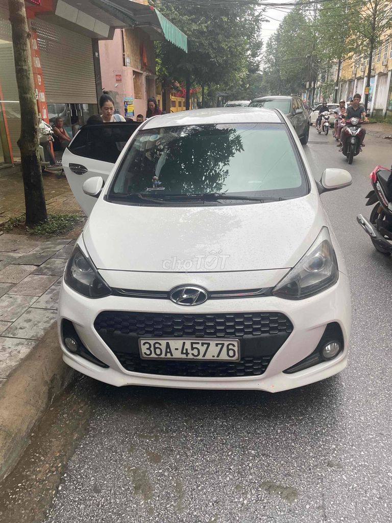 bán xe gia đình lên đời. Mua bán Ô tô tại Thành phố Thanh Hóa Thanh Hóa được đăng bởi Tiến hình 5