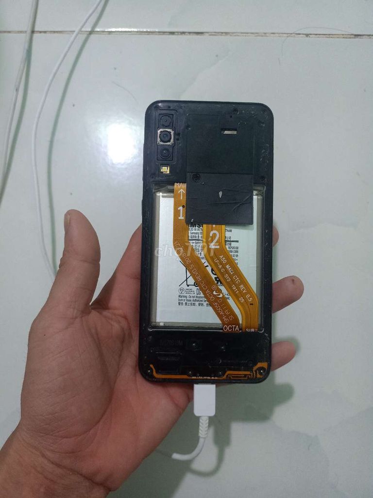 Samsung Galaxy A50 64GB Hư hỏng. Mua bán Điện thoại tại Thị xã Tân Uyên Bình Dương được đăng bởi Bé Hậu hình 1
