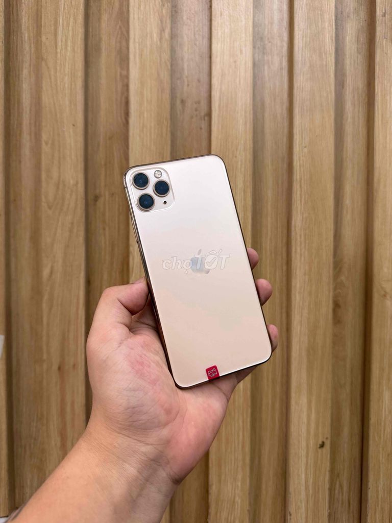 Apple iPhone 11 Pro Max 256GB Vàng. Mua bán Điện thoại tại Quận Đống Đa Hà Nội được đăng bởi  HT Mobie Trả góp nợ xáu bao duyệt hình 1