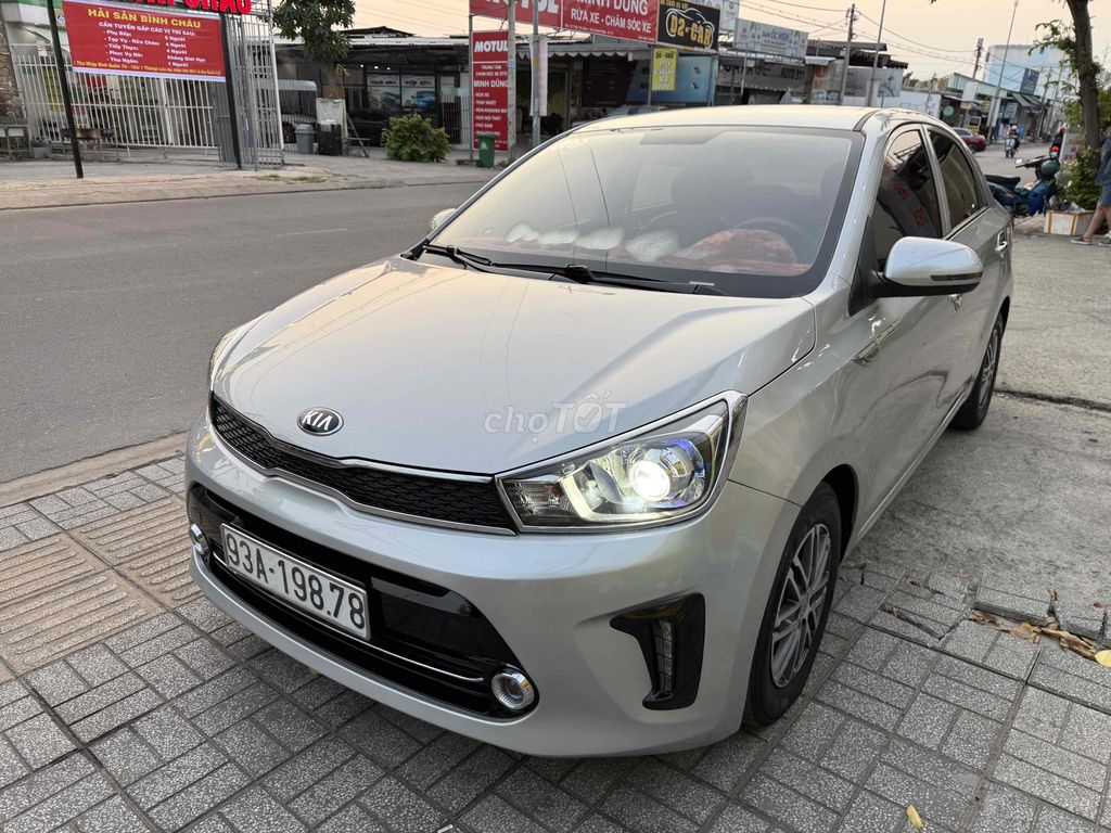 Kia Soluto 2021 số sàn bản đủ Full đồ chơi