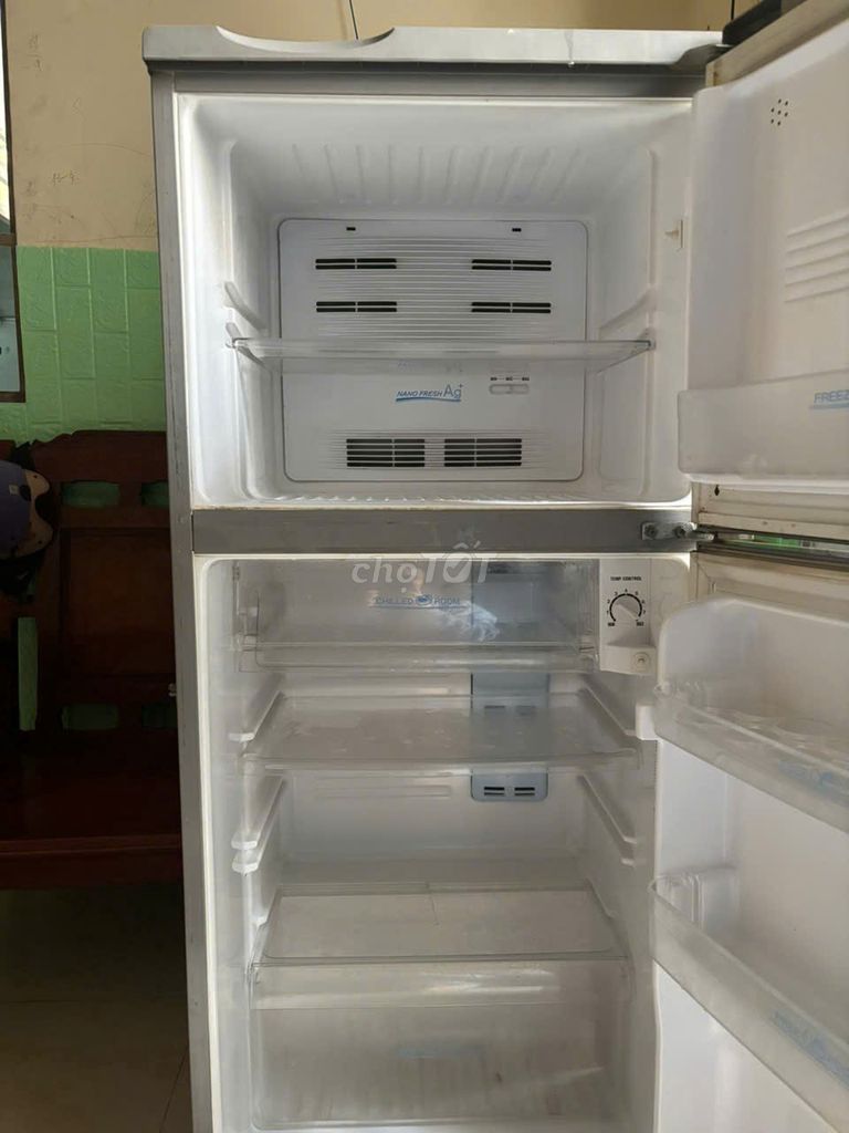 Tủ lạnh Sanyo Xám Đã qua sử dụng. Mua bán Tủ lạnh tại Thành phố Thủ Dầu Một Bình Dương được đăng bởi Nguyễn Lộc  hình 1