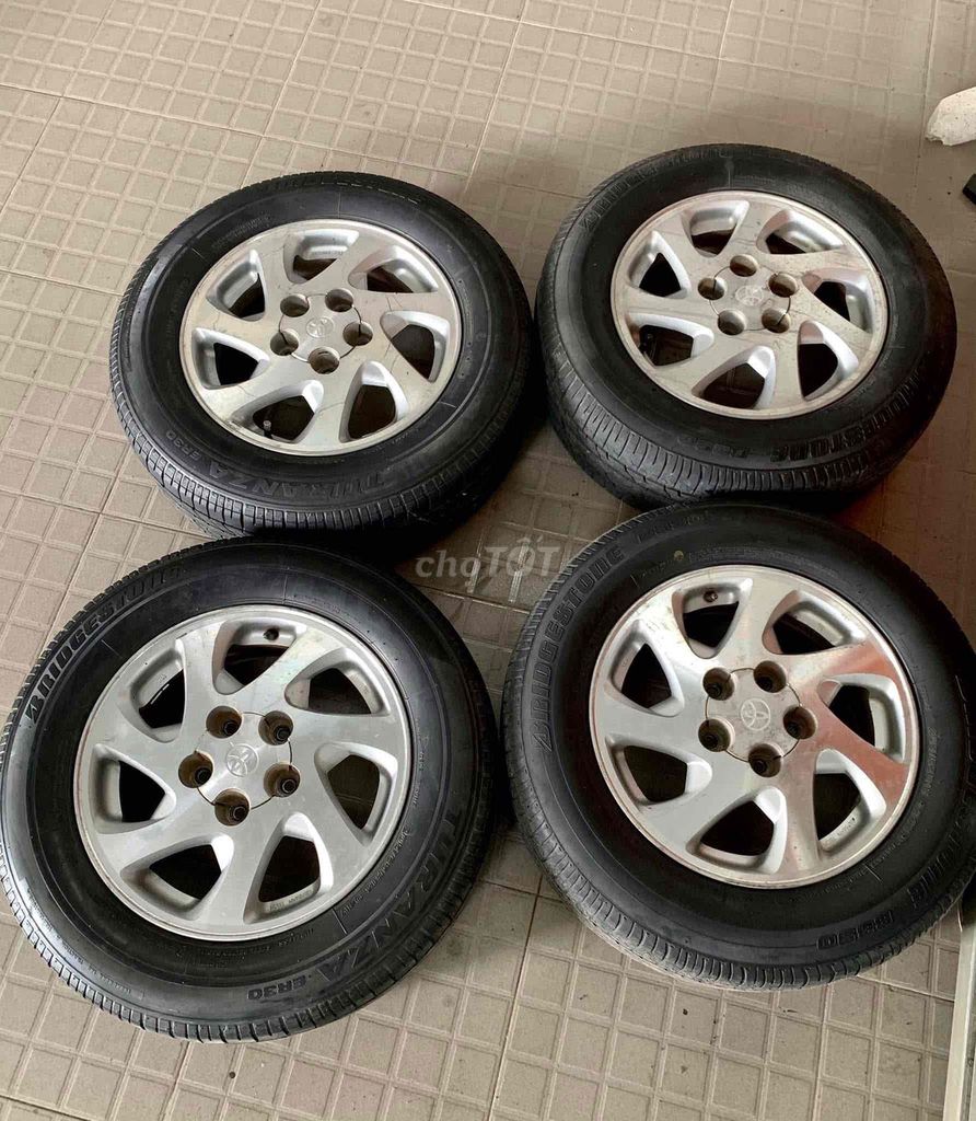 Mâm xe ô tô Toyota Camry 2003 15 inch. Mua bán Phụ tùng xe tại Huyện Vĩnh Thạnh Cần Thơ được đăng bởi Nguyen Loi hình 1