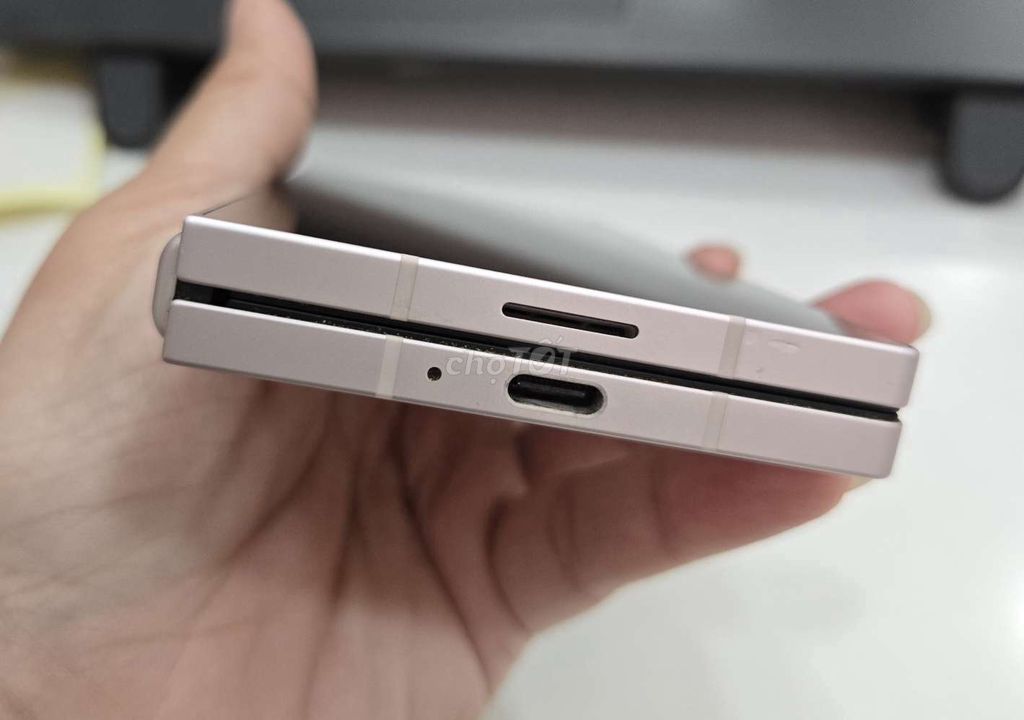 Samsung Fold 6 256GB Hồng 98.5%. Mua bán Điện thoại tại Thành phố Thủ Đức Tp Hồ Chí Minh được đăng bởi N Store hình 1