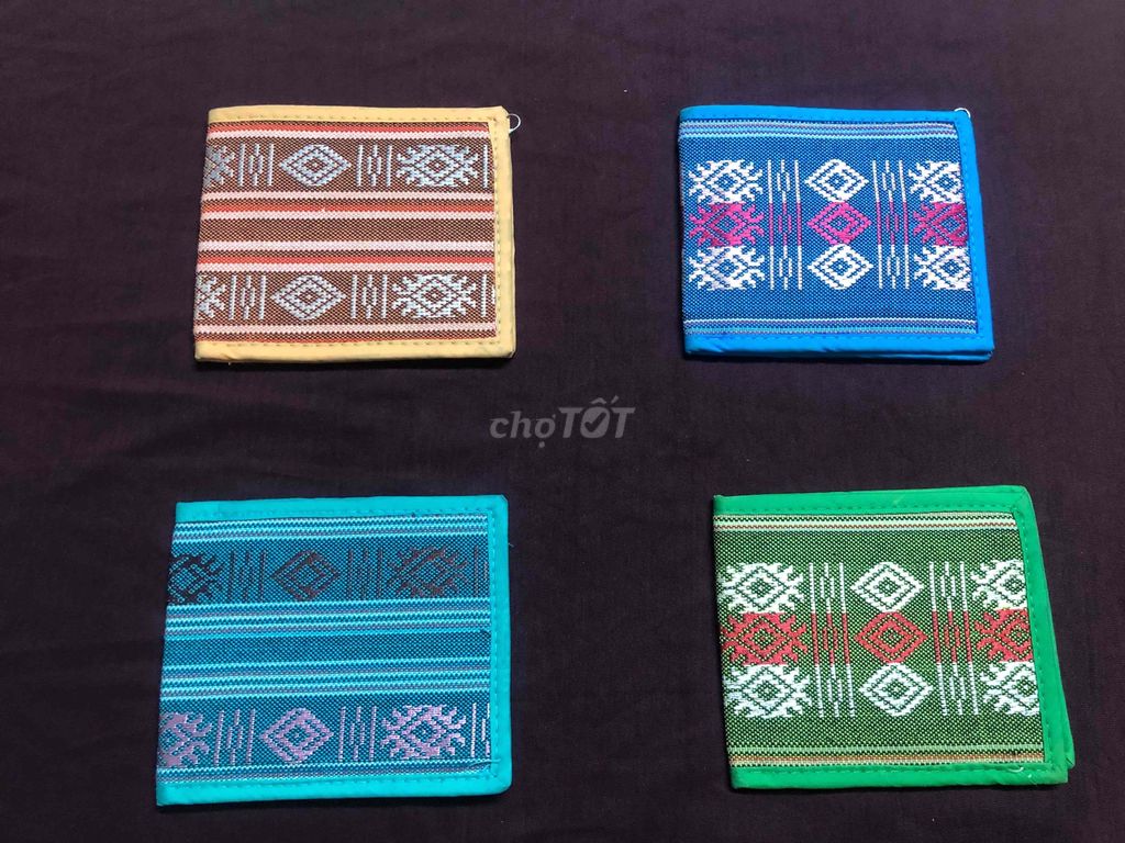 VÍ THỔ CẨM 55K/ CÁI. Mua bán Túi xách tại Quận 6 Tp Hồ Chí Minh được đăng bởi Trần Tú  hình 1