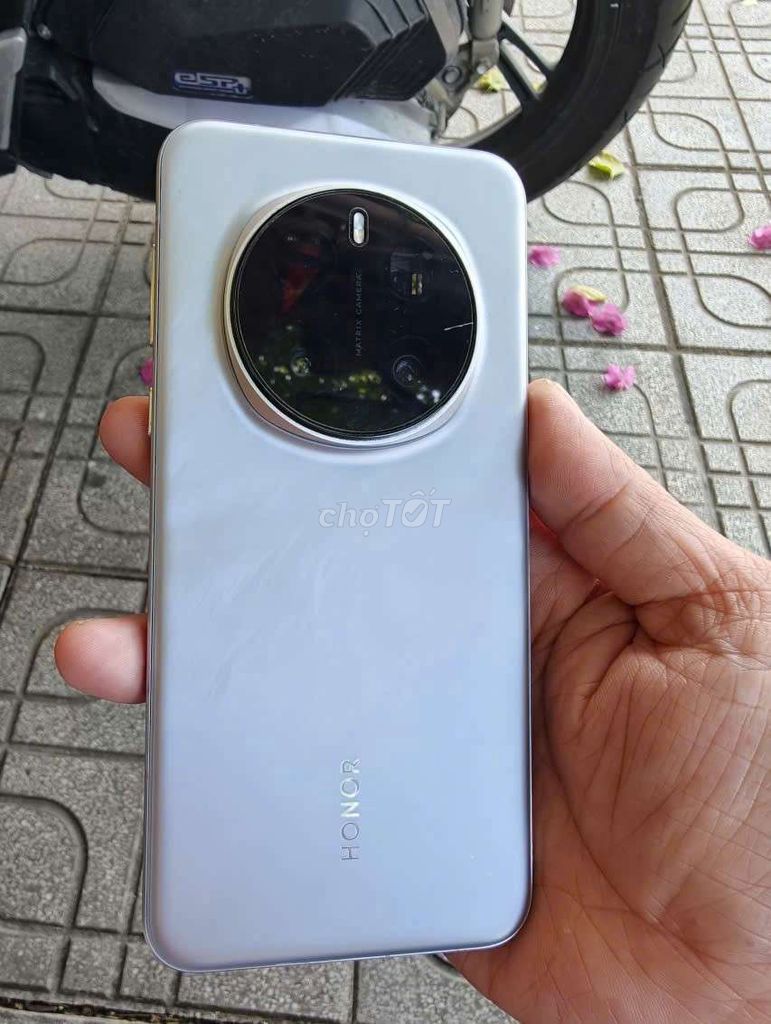 Honor Magic 7 Pro 256GB Đẹp Keng Full Box. Mua bán Điện thoại tại Quận Hải Châu Đà Nẵng được đăng bởi phuc nguyen hình 1