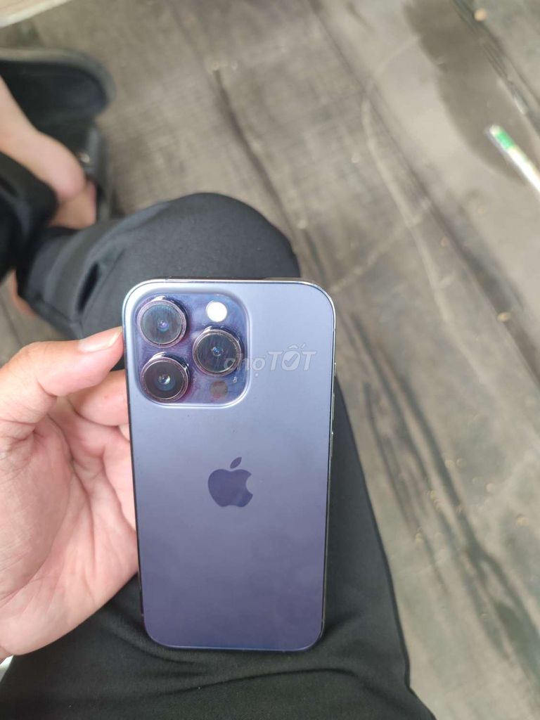  iPhone 14 Pro 128GB bán hay giao lưu. Mua bán Điện thoại tại Thành phố Thủ Dầu Một Bình Dương được đăng bởi trung hình 1