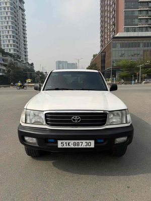 Toyota Land Cruiser 105, xe zin và rất đẹp