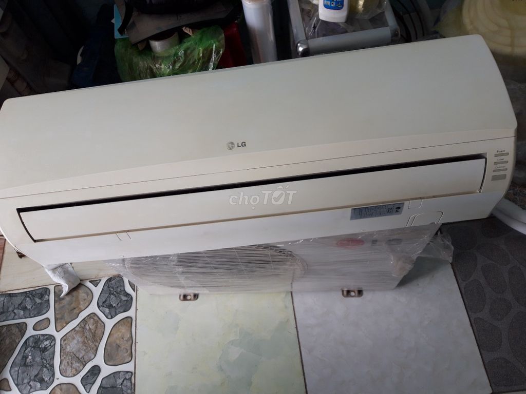 0779074515 - Cần thanh lý máy lạnh toshiba 1 HP ; LG 1,5HP