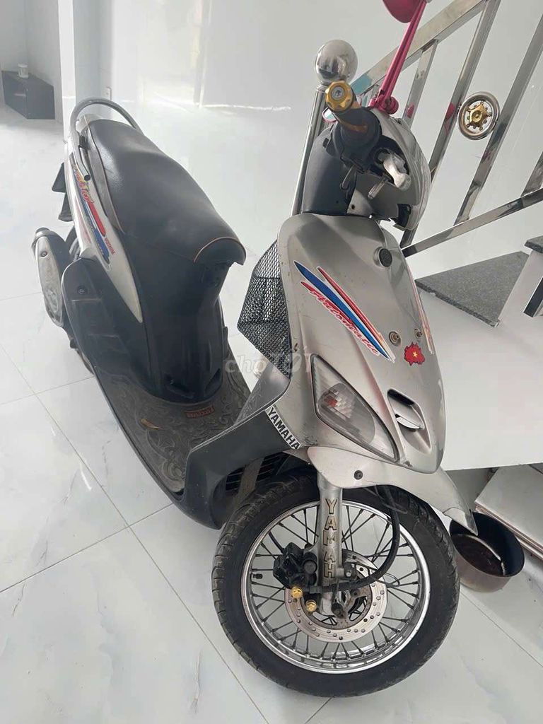 Yamaha Mio 2006 màu Bạc. Mua bán Xe máy tại Huyện Bình Chánh Tp Hồ Chí Minh được đăng bởi Thương Hoài Sơn hình 2