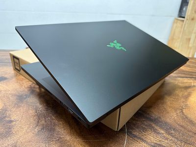 Razer Blade 18, i9 13950HX, RTX 4090, 18in QHD+. Mua bán Laptop tại Quận Tân Bình Tp Hồ Chí Minh được đăng bởi Nguyễn Phi triều