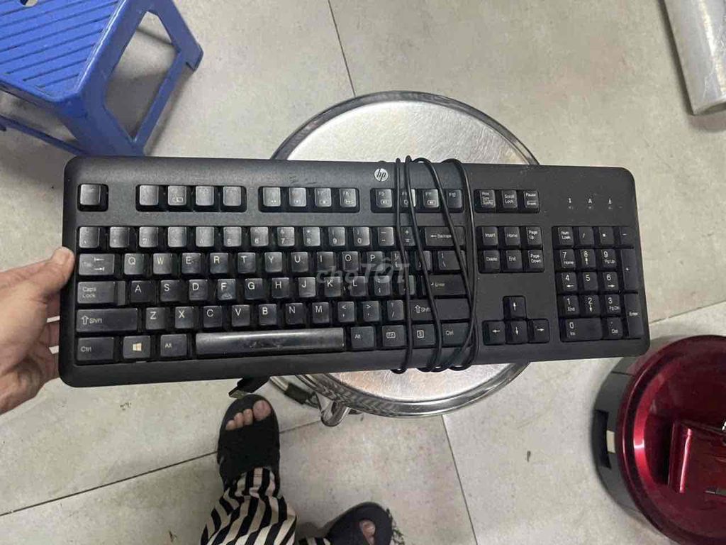 Bàn phím HP. các phím còn xài tốt. Mua bán Phụ kiện (Màn hình, Chuột...) tại Quận Phú Nhuận Tp Hồ Chí Minh được đăng bởi Bông Lê hình 1