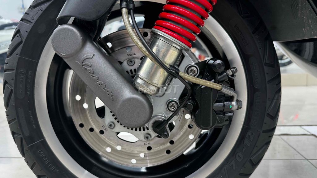 Vespa Gts 150 mẫu mới chính chủ BS Quận 1. Mua bán Xe máy tại Quận Phú Nhuận Tp Hồ Chí Minh được đăng bởi VESPA  PIAGGIO BẢO HƯNG Vespa cũ trả góp  hình 7