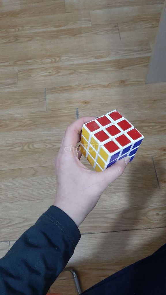 Rubik 3x3 vẫn còn tốt giá rẻ