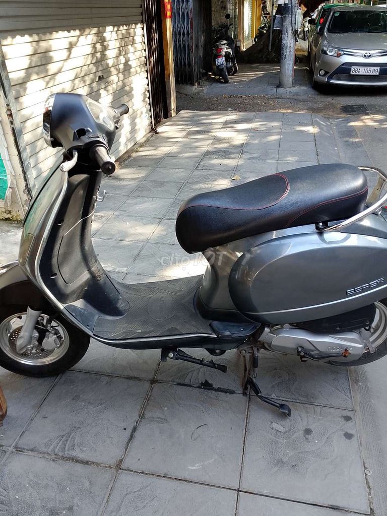 Xe tay ga 50cc ít đi còn rất ngon máy êm. Mua bán Xe máy tại Quận Thanh Xuân Hà Nội được đăng bởi Thuyen trang hình 3