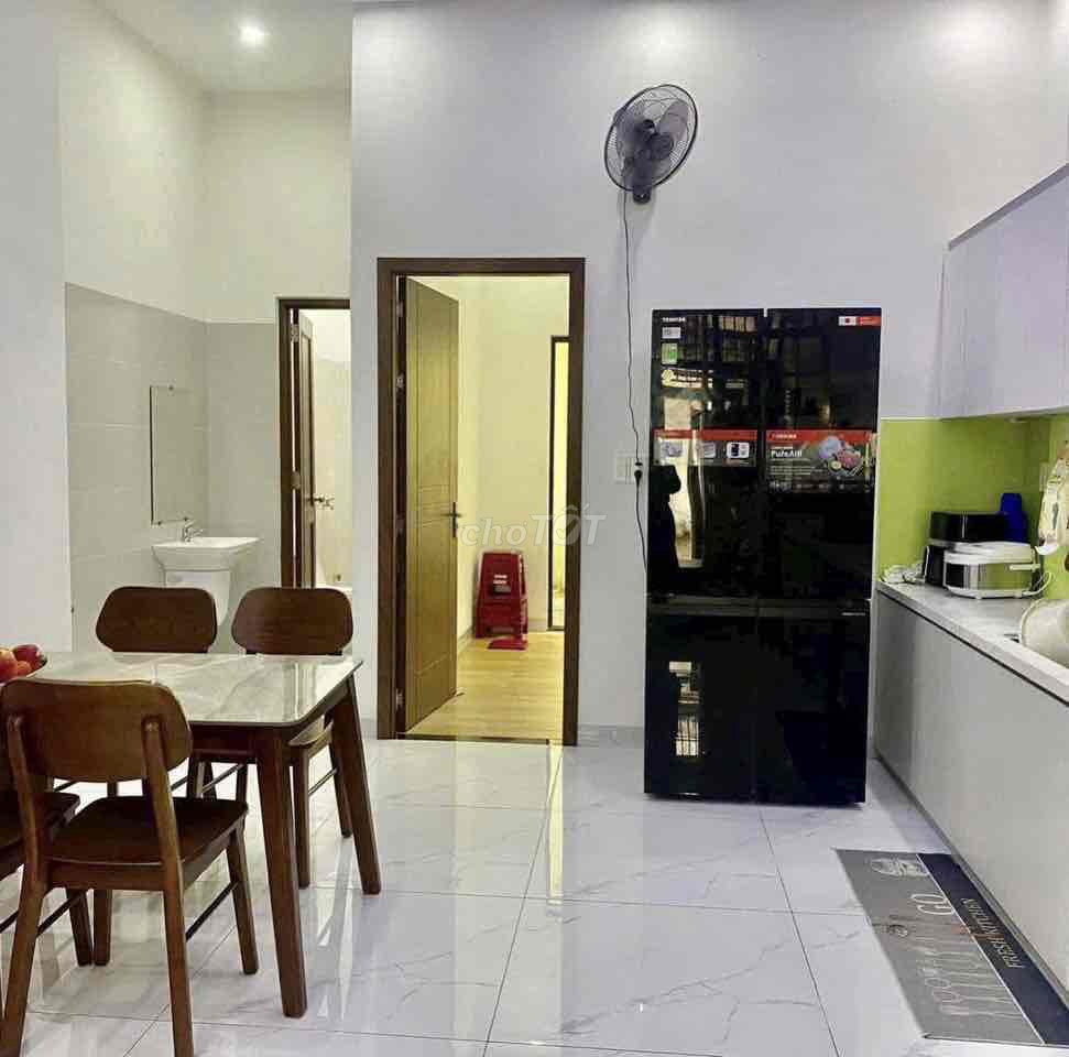 Bright 2-storey family house on Trần Văn Dư — photo 6