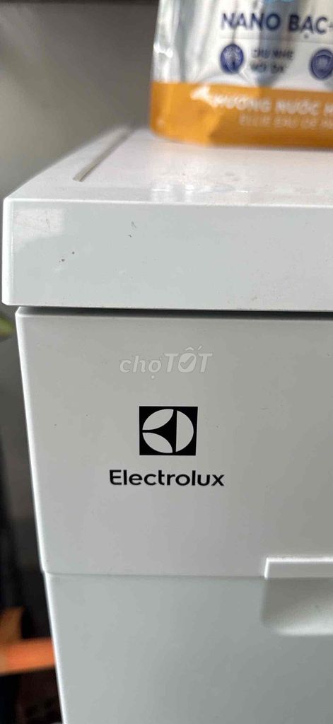 Máy rửa chén Electrolux Trắng Đã sử dụng. Mua bán Bếp, lò, đồ điện nhà bếp tại Huyện Hóc Môn Tp Hồ Chí Minh được đăng bởi Vinh Tran hình 1
