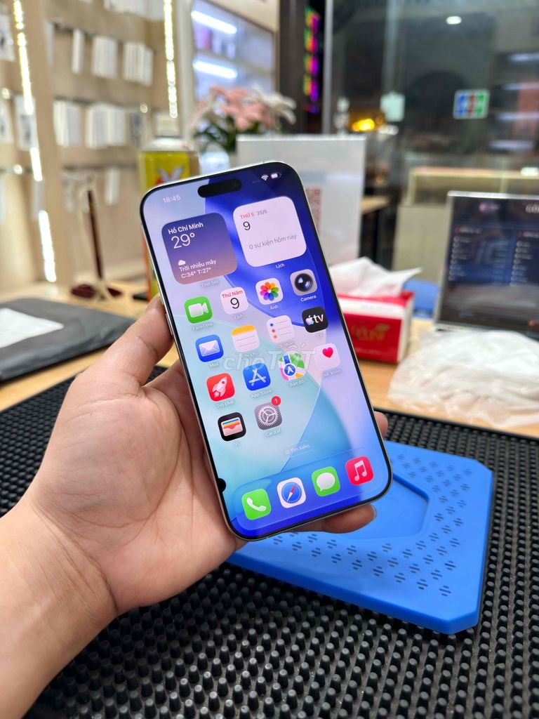 Apple iPhone 16 Pro Max 256GB Trắng Đã sử dụng. Mua bán Điện thoại tại Quận Cầu Giấy Hà Nội được đăng bởi Nguyễn Anh Tuấn hình 1