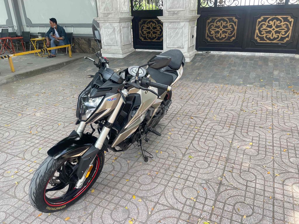 GPX Razer 220 nhập thái biển số 37 cccd chủ. Mua bán Xe máy tại Huyện Bình Chánh Tp Hồ Chí Minh được đăng bởi Phong Vũ hình 6