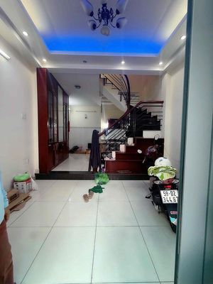 Rent · 4 bd · 36 м² · Quận Tân Phú, ул. Đường Bình Long