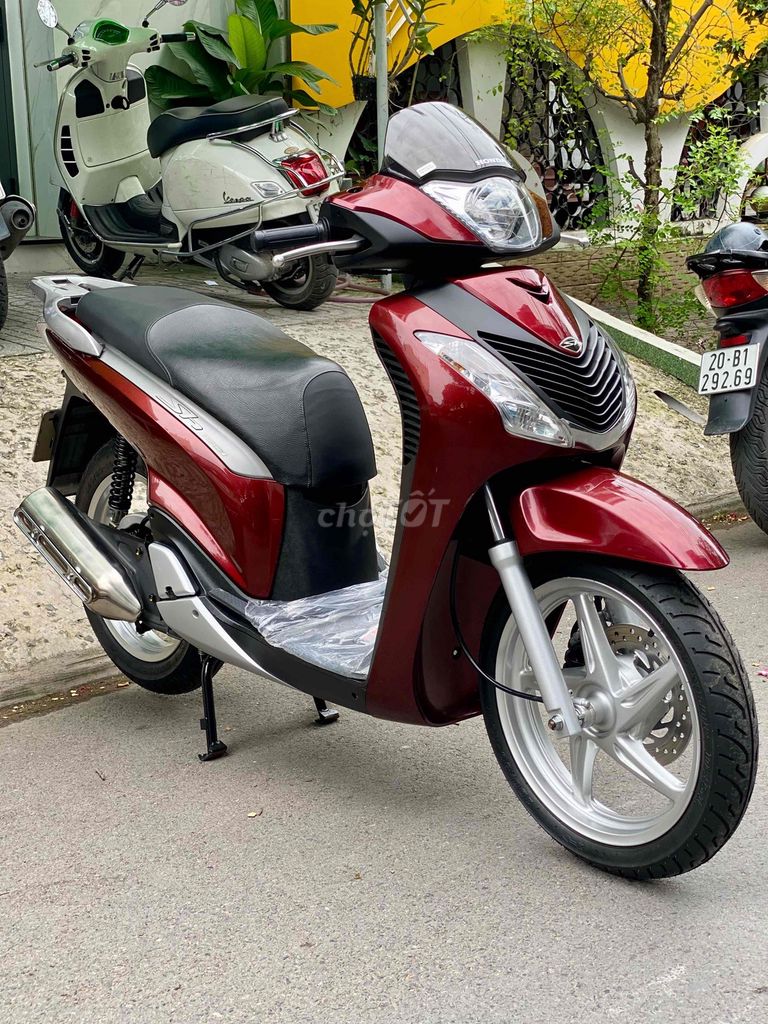 SH150i NHẬP Ý SM108 CHÍNH CHỦ BAO VẬN CHUYỂN. Mua bán Xe máy tại Quận 7 Tp Hồ Chí Minh được đăng bởi Lê Văn Thắng hình 3
