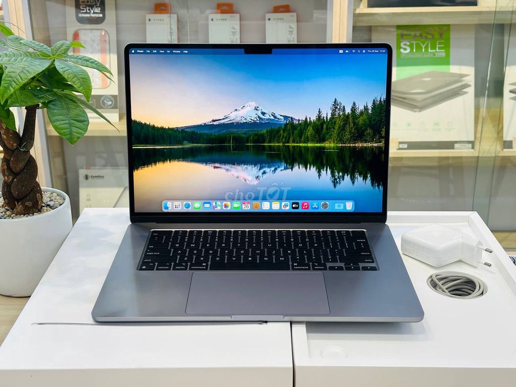 MacBook Air 15inch 2023 chip M2 đẹp 99% FullBox