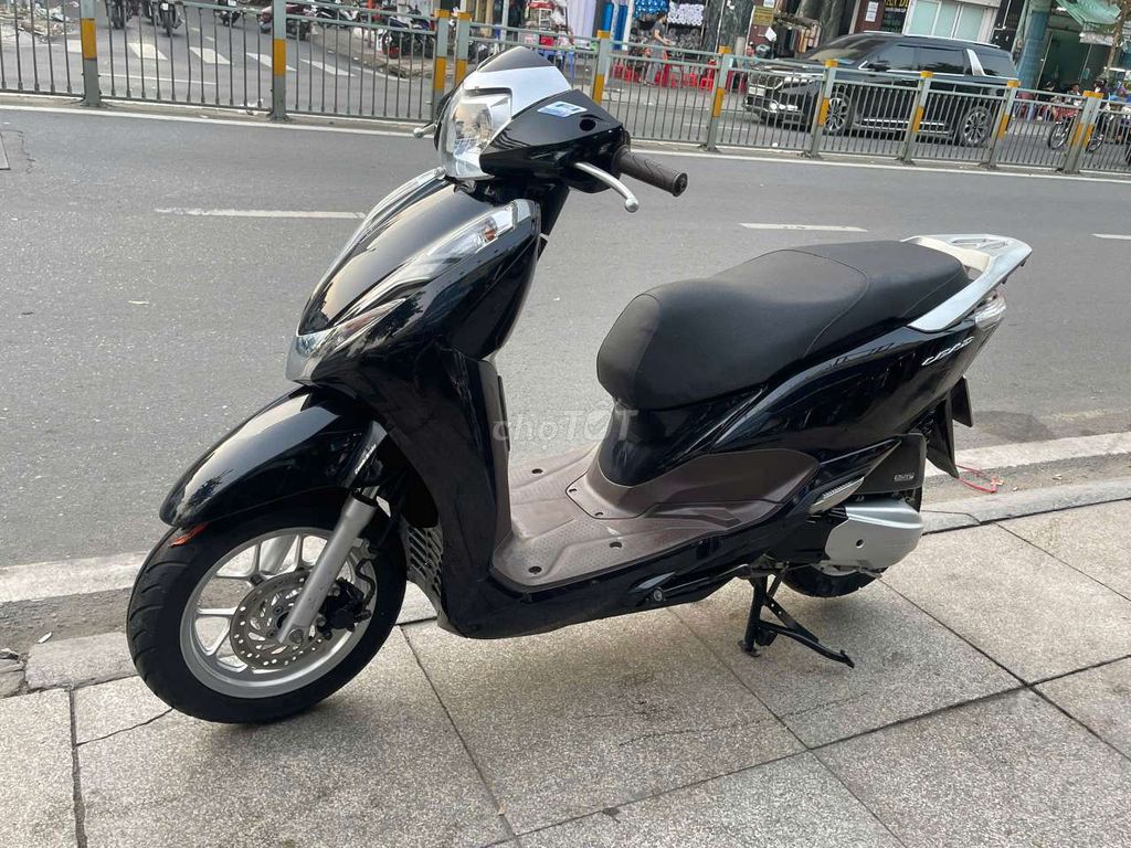 Lead khóa smartkey 2019 mới 90% Bstp chính chủ. Mua bán Xe máy tại Quận Tân Phú Tp Hồ Chí Minh được đăng bởi Tuanduy hình 2