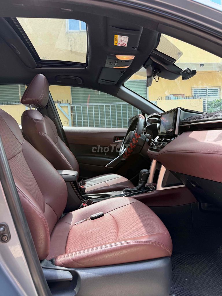 Toyota Corolla Cross 2021 1.8V - 45000 km. Mua bán Ô tô tại Quận Cẩm Lệ Đà Nẵng được đăng bởi Phước Auto hình 8