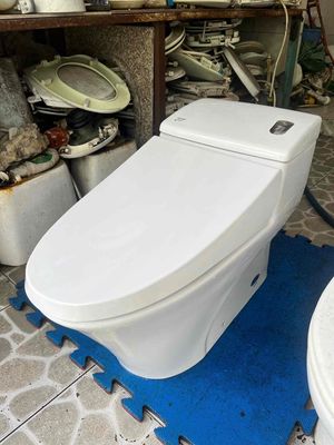 bồn cầu inax 1008 chính hãng độ mới 95%. Mua bán Thiết bị vệ sinh, nhà tắm tại Quận Bình Tân Tp Hồ Chí Minh được đăng bởi Bồn Cầu Cũ TPHCM 