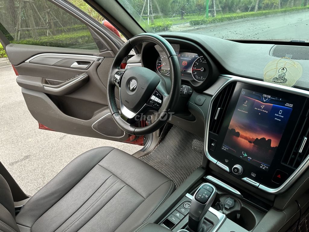 VinFast Lux SA2.0 2020 2.0 AT - 60000 km. Mua bán Ô tô tại Quận Long Biên Hà Nội được đăng bởi Tài Phạm Trọng hình 17