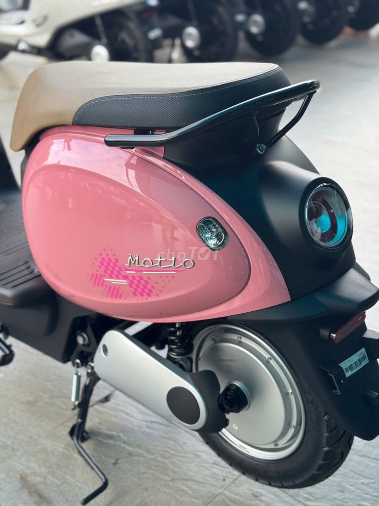 XE ĐIỆN VINFAST MOTIO - MIỄN THUẾ TRƯỚC BẠ 100%. Mua bán Xe điện tại Quận 4 Tp Hồ Chí Minh được đăng bởi VinFast Official Store hình 7