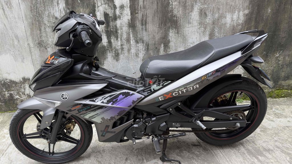 Yamaha Exciter 150 Xám đen. Mua bán Xe máy tại Thành phố Vinh Nghệ An được đăng bởi cửa hàng xe máy hồng sáng hình 2