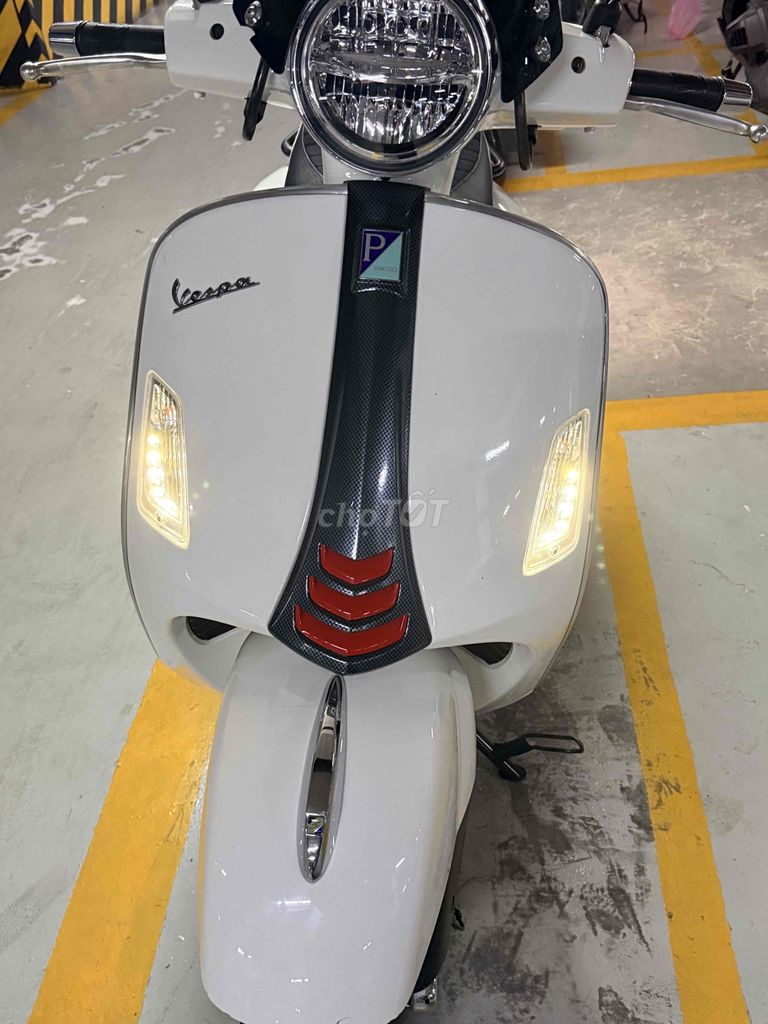 Vespa GTS 150 CC - đăng ký 2023. Mua bán Xe máy tại Quận 1 Tp Hồ Chí Minh được đăng bởi Minh Lee hình 6