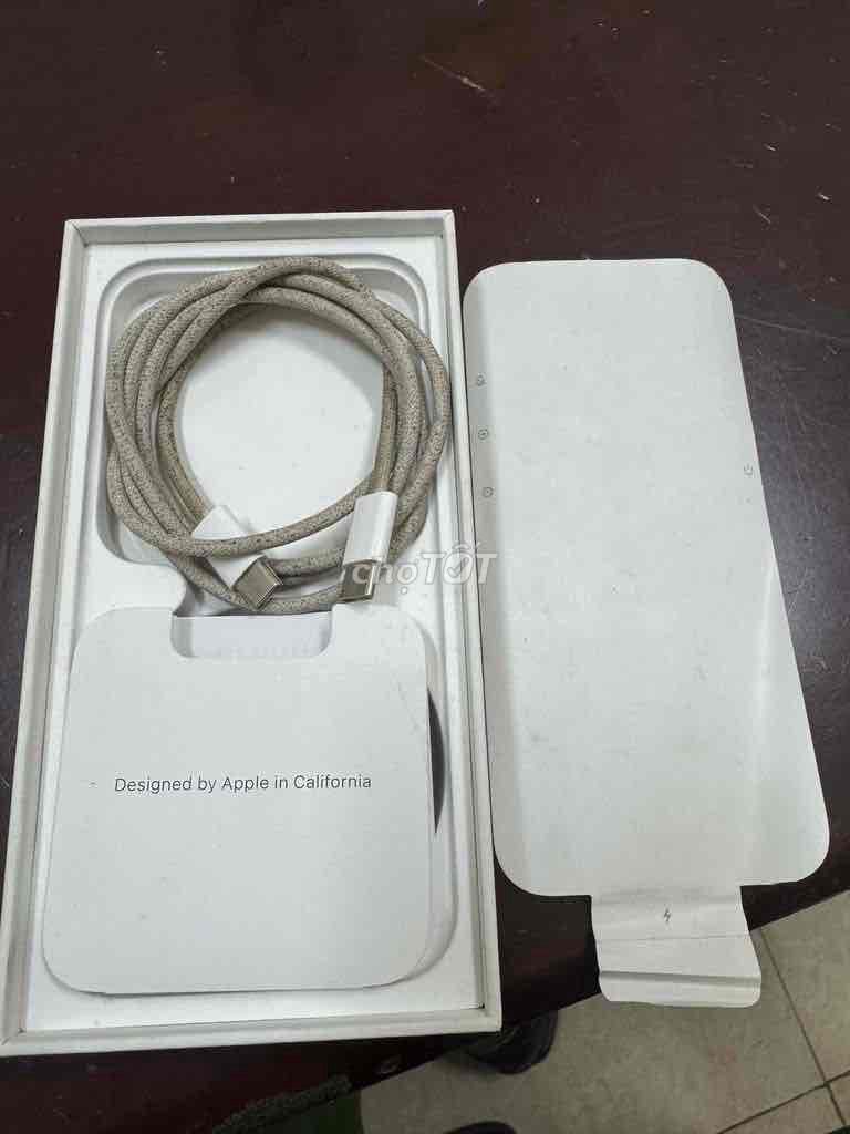 Lên đời bán lại 15ro 256G. Zin từ ốc áp. Hộp cáp c. Mua bán Điện thoại tại Quận Long Biên Hà Nội được đăng bởi Khánh Duy hình 1