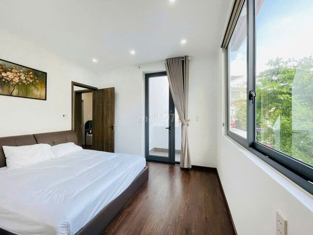 Corner 5-bedroom villa with garden near Lotte Mart — photo 9