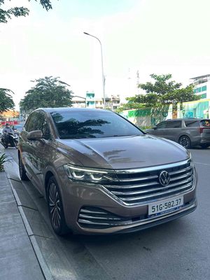 Volkswagen Viloran Nâu 7 chỗ. Mua bán Ô tô tại Quận 5 Tp Hồ Chí Minh được đăng bởi Hưng Trang Volkswagen