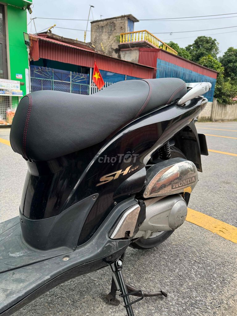 Cần bán xe như hình nhập Ý,zin đét 150 cc. Mua bán Xe máy tại Huyện Hưng Hà Thái Bình được đăng bởi Nguyễn Bình hình 7