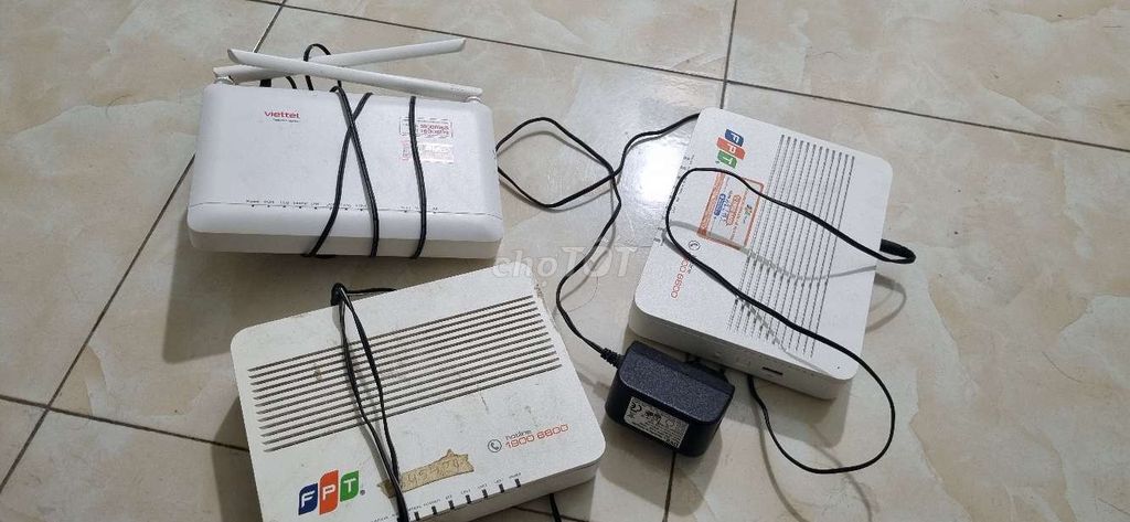Bộ phát Wifi Viettel Trắng. Mua bán Phụ kiện (Màn hình, Chuột...) tại Huyện Vụ Bản Nam Định được đăng bởi Dân  hình 1