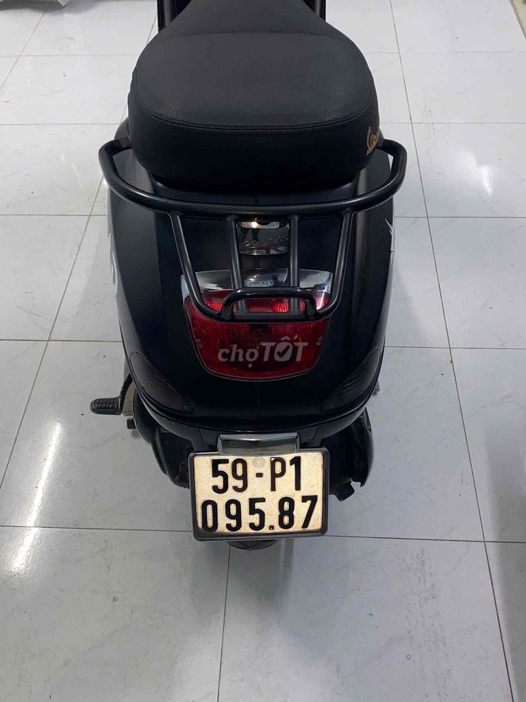Piaggio Vespa Đen. Mua bán Xe máy tại Thành phố Biên Hòa Đồng Nai được đăng bởi ooo hình 5