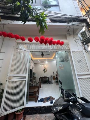 Bán nhà Trương Định 35m2-lô góc 2 mặt thoáng-ngõ ba gác-nhà để xe máy