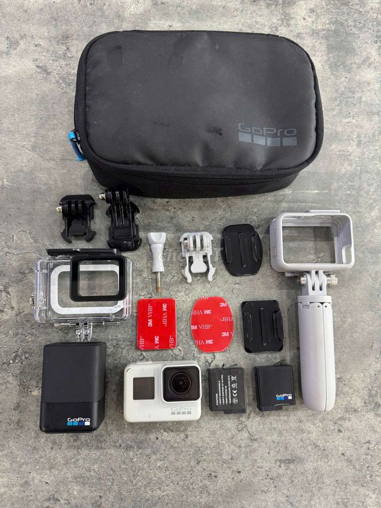 Camera hành trình GoPro Hero 7 Black. Mua bán Máy ảnh, Máy quay tại Quận Nam Từ Liêm Hà Nội được đăng bởi Quang Sơn hình 1