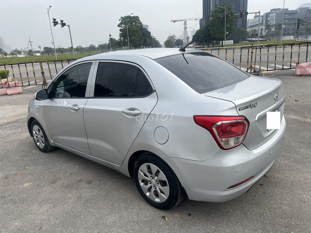 Hyundai I10 2016 Bạc 120000 km. Mua bán Ô tô tại Quận Bắc Từ Liêm Hà Nội được đăng bởi Hoàng Tuấn Anh hình 5