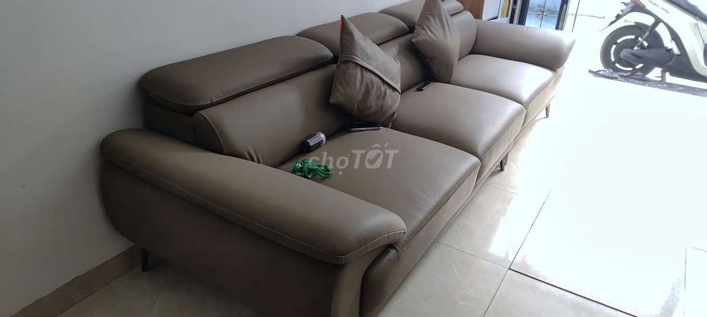 Ghế sofa Tâm Phúc Da nhập khẩu Nâu mới 98%. Mua bán Bàn ghế tại Huyện Hoài Đức Hà Nội được đăng bởi Ngọc Giáp hình 1