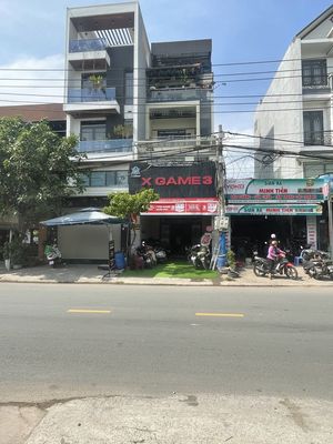 Chính chủ bán nhà 4 lầu MT 30M Nguyễn Thị Tươi cách Vincom Dĩ An 1km