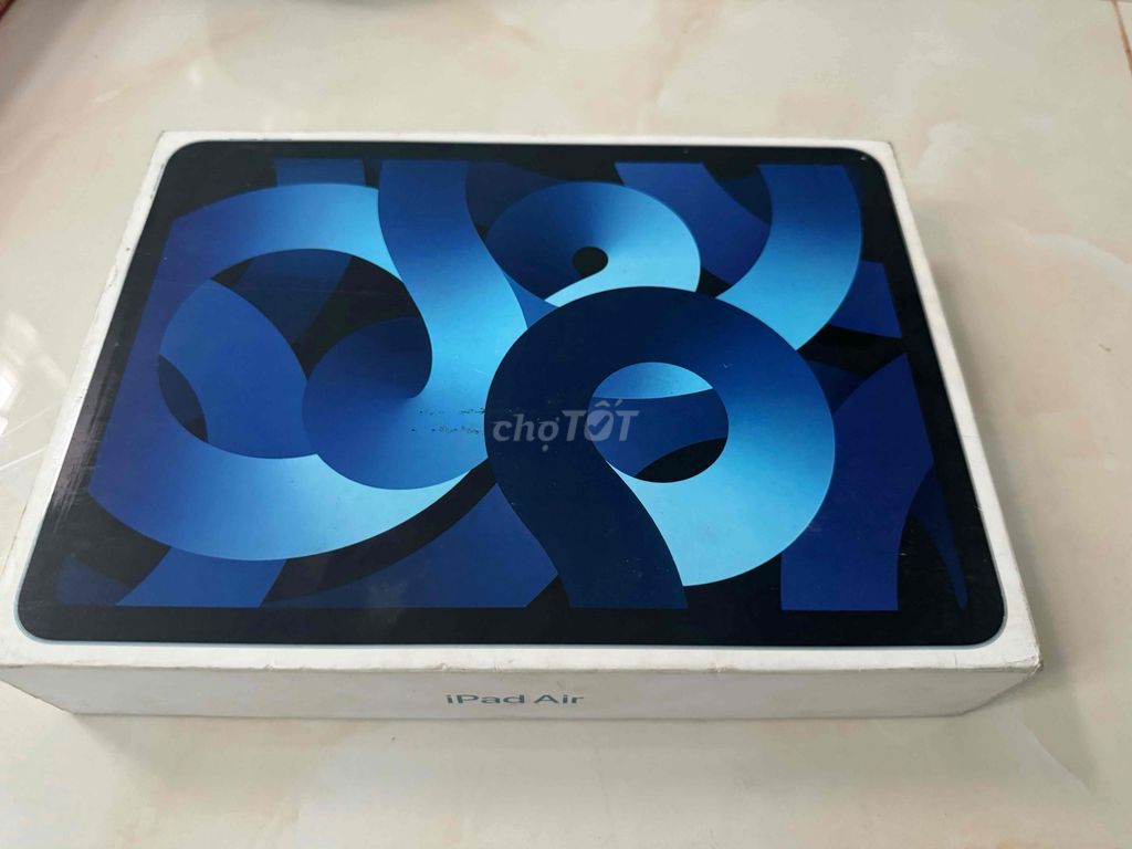 Ipad air 5 full box hàng FPT shop. Mua bán Máy tính bảng tại Quận 8 Tp Hồ Chí Minh được đăng bởi Thanh hình 1