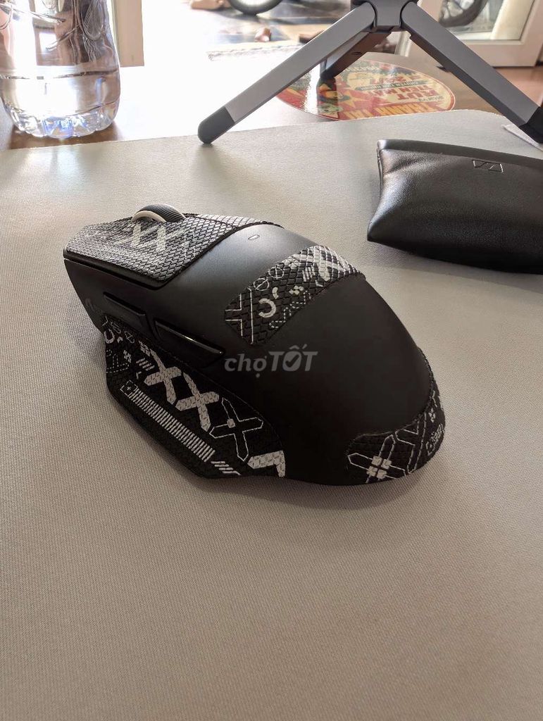Chuột gaming Attack Shark V6 Đen. Mua bán Phụ kiện (Màn hình, Chuột...) tại Thành phố Châu Đốc An Giang được đăng bởi  Đỗ Thành Tài hình 1