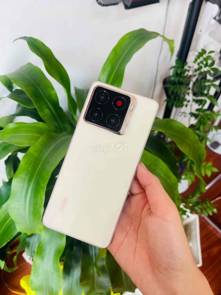 Nubia A56 4GB 128GB Vàng kem. Mua bán Điện thoại tại Thành phố Biên Hòa Đồng Nai được đăng bởi Thang Tran hình 1