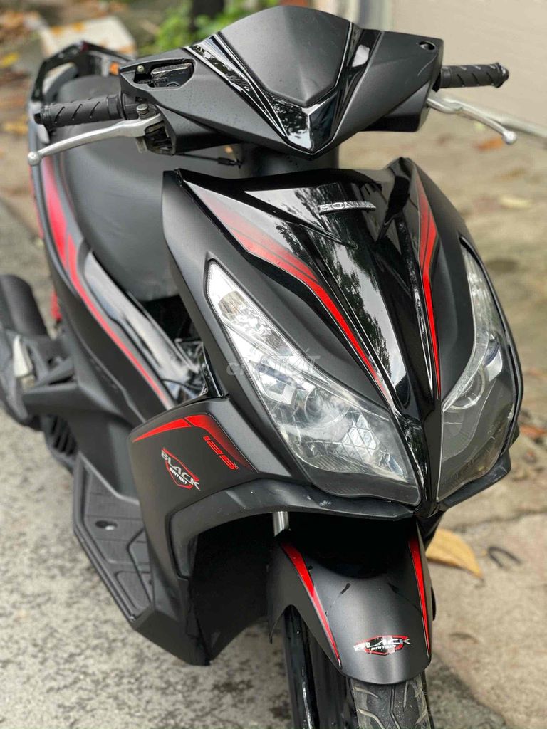 Honda Airblade 125cc dky 2017 chính chủ. Mua bán Xe máy tại Quận Bắc Từ Liêm Hà Nội được đăng bởi Cẩm Hương hình 1