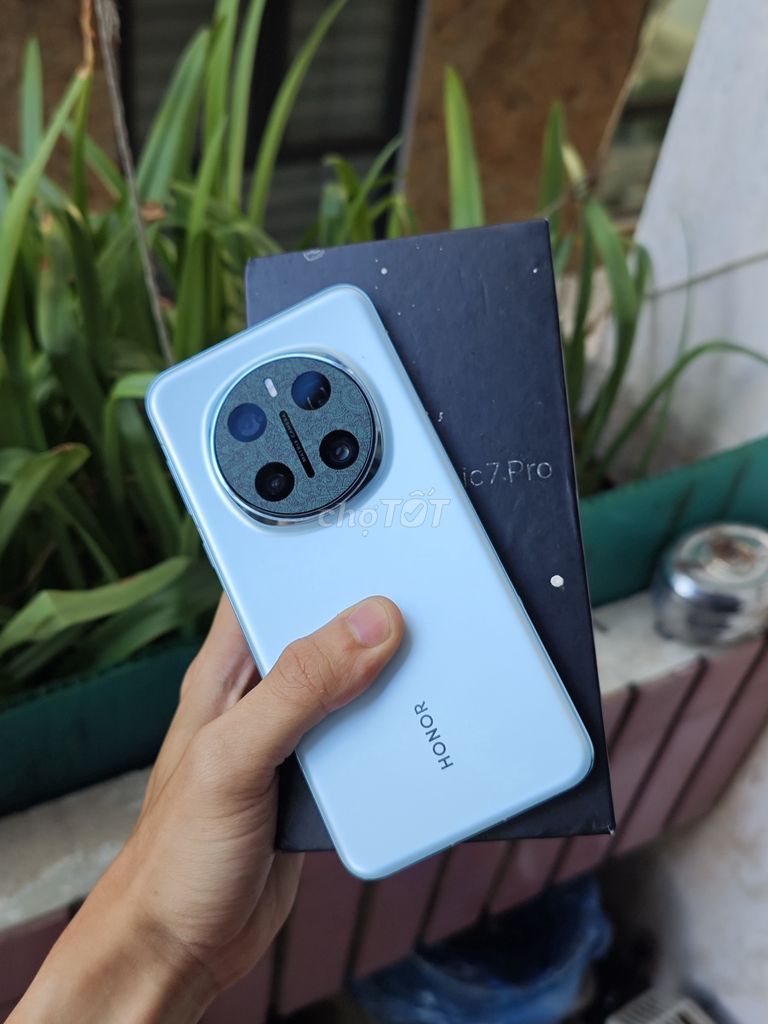 Honor Magic 7 Pro 256GB Xanh 99%. Mua bán Điện thoại tại Quận Ba Đình Hà Nội được đăng bởi Nguyễn Thanh Sơn hình 1