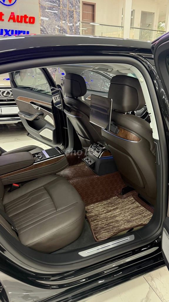 Bán Audi A8L Plus đăng ký 2024. Xe đẹp như mới.. Mua bán Ô tô tại Quận Bắc Từ Liêm Hà Nội được đăng bởi Mr Hợi  hình 11