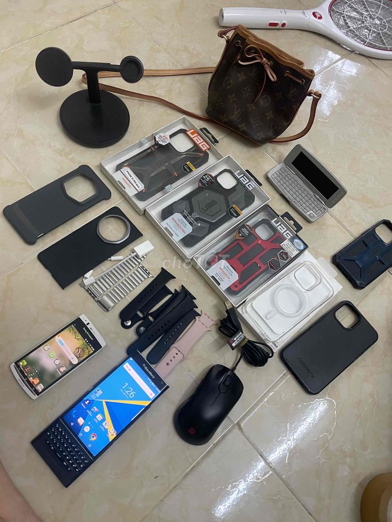 Ốp UAG iphone otterbox túi LV sony LT15i BB priv. Mua bán Phụ kiện (Màn hình, Chuột...) tại Quận Tân Phú Tp Hồ Chí Minh được đăng bởi Trương Hiệp hình 1